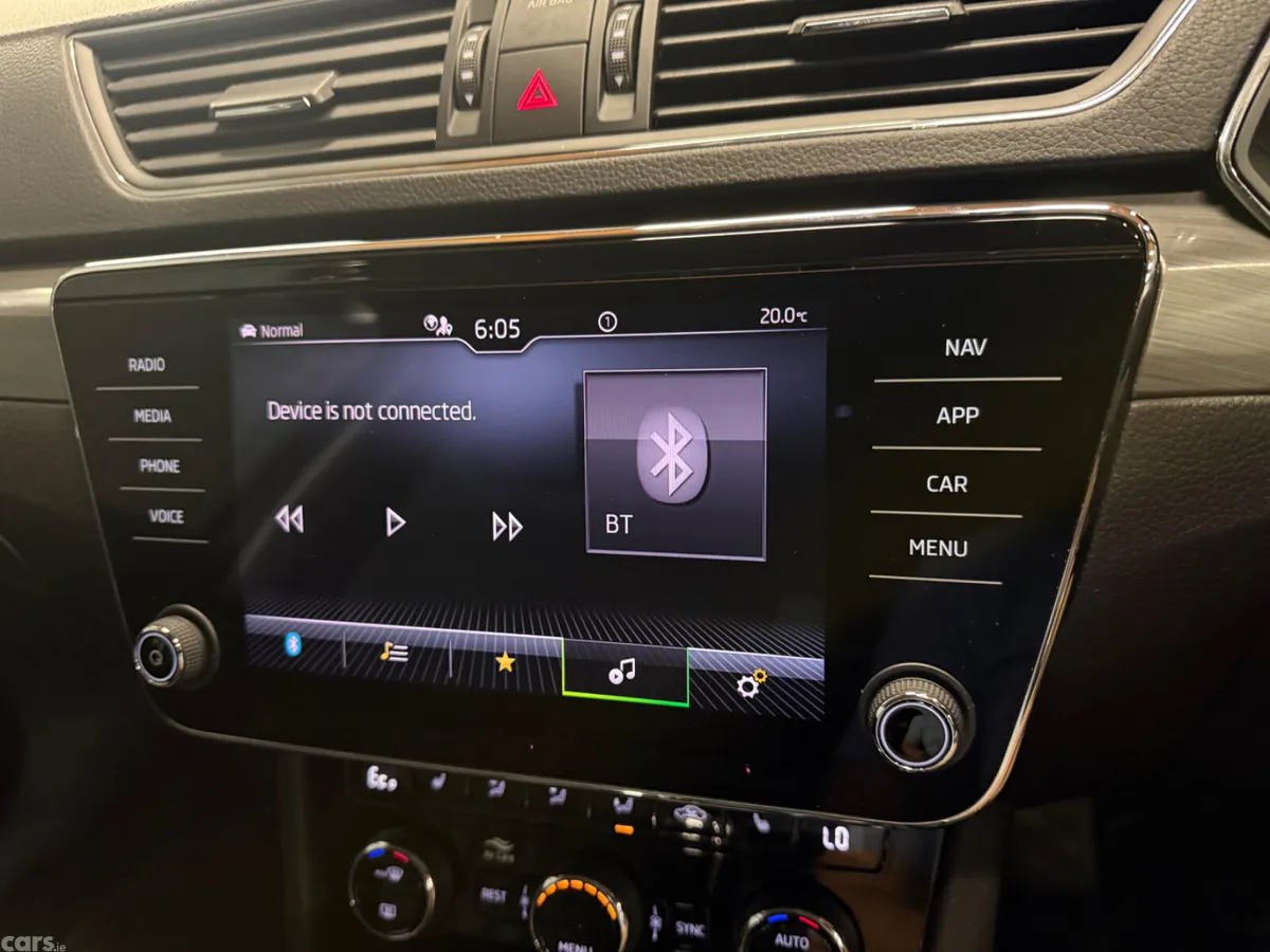 Skoda Superb Estate, Petrol Plug-in Hybrid, 2023, Grey
