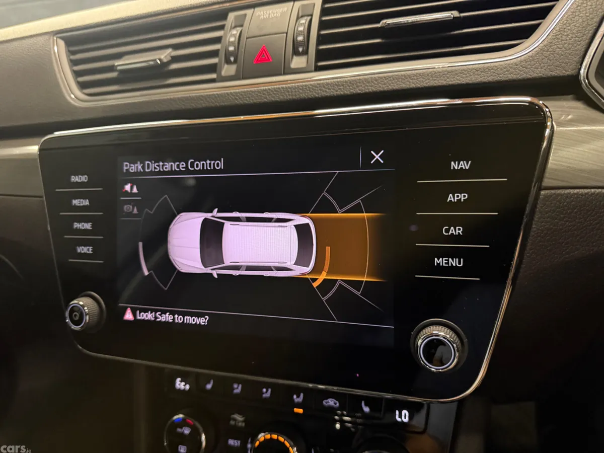 Skoda Superb Estate, Petrol Plug-in Hybrid, 2023, Grey