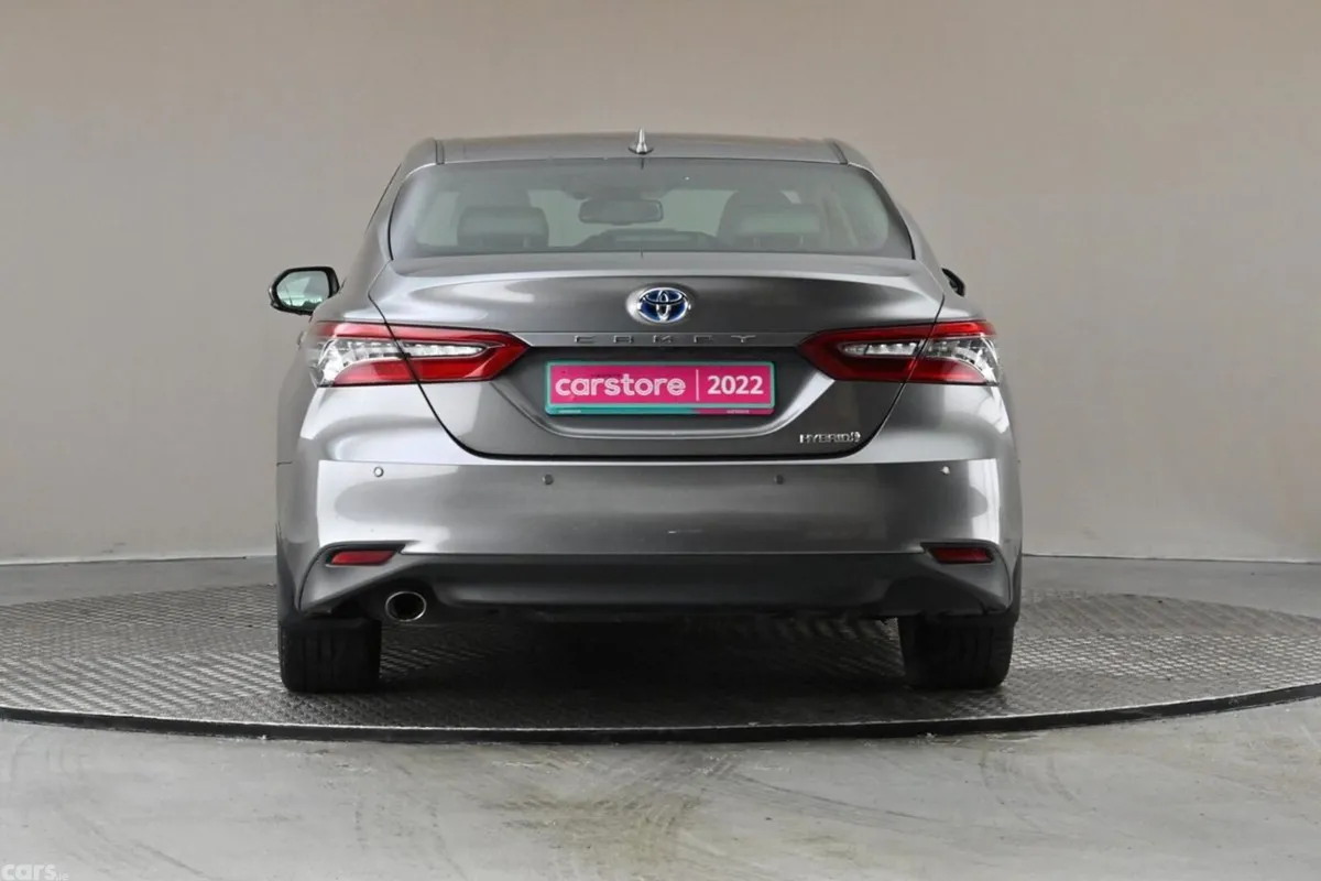 Toyota Camry Saloon, Petrol Hybrid, 2022, Grey