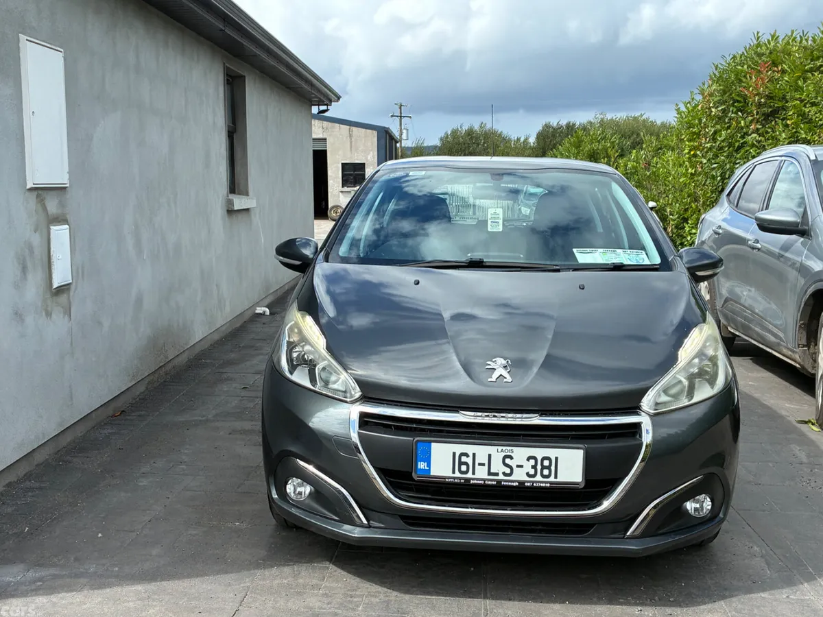 Peugeot 208 Hatchback, Diesel, 2016, Grey