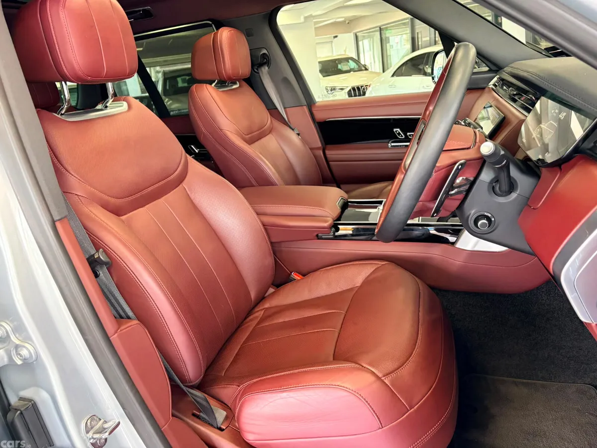 Land Rover Range Rover SUV, Petrol Plug-in Hybrid, 2025, Grey