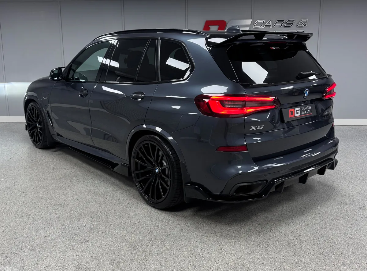 BMW X5 SUV, Petrol Hybrid, 2022, Grey