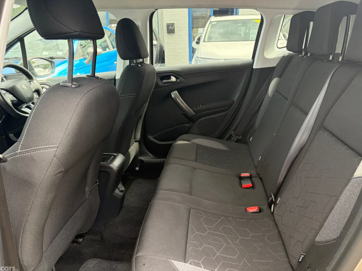 Peugeot 2008 SUV, Diesel, 2016, Grey