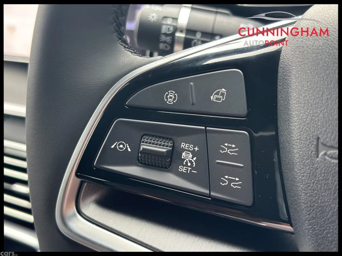 BYD SEAL U SUV, Petrol Plug-in Hybrid, 2027, Blue