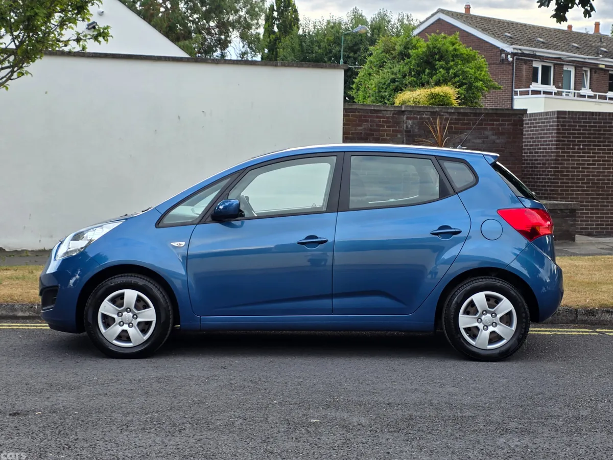 Kia Venga MPV, Petrol, 2014, Blue