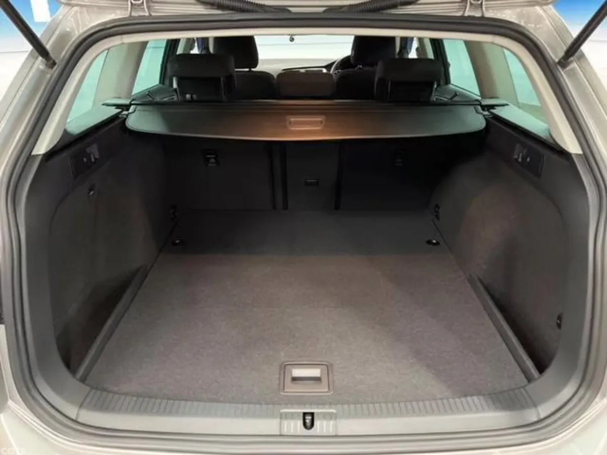 Volkswagen Golf Estate, Petrol, 2014, Silver