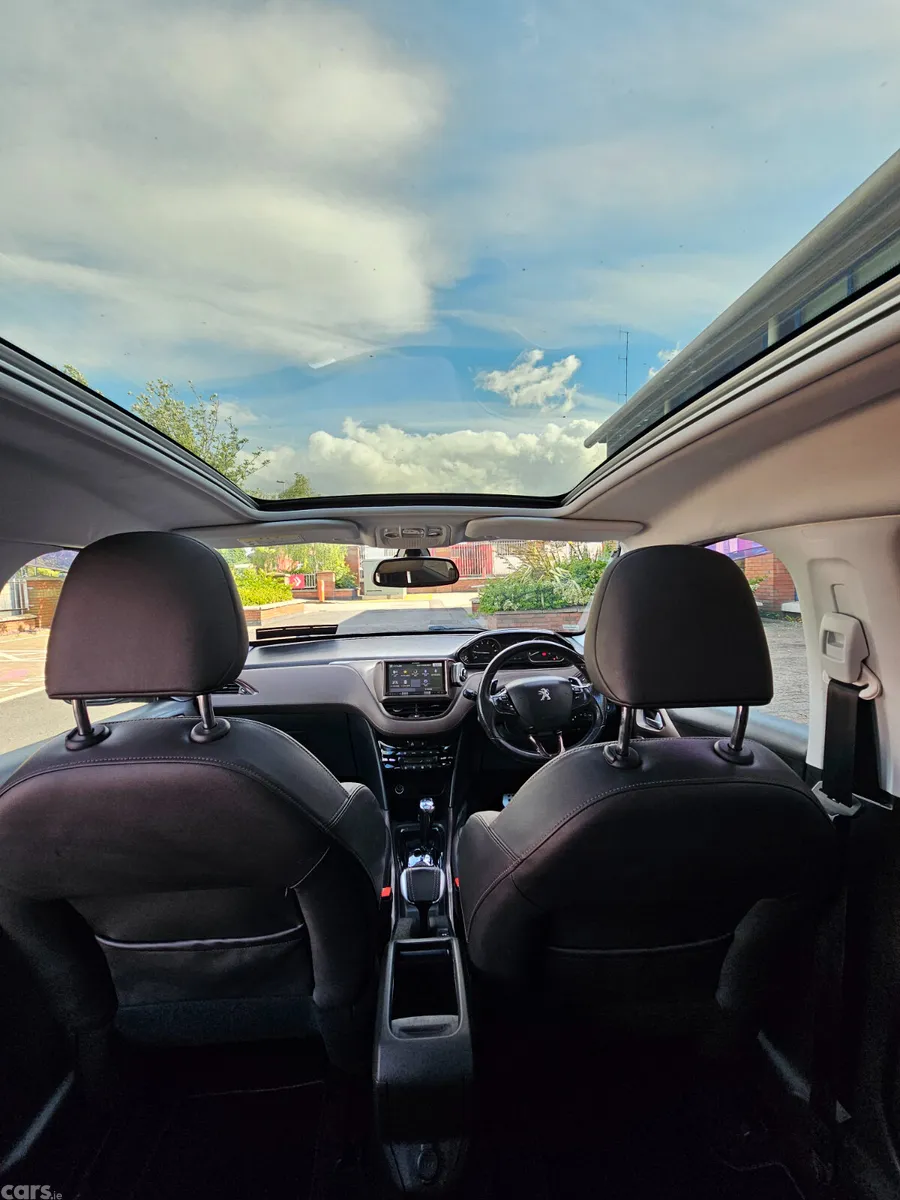 Peugeot 2008 Estate, Petrol, 2014, Grey