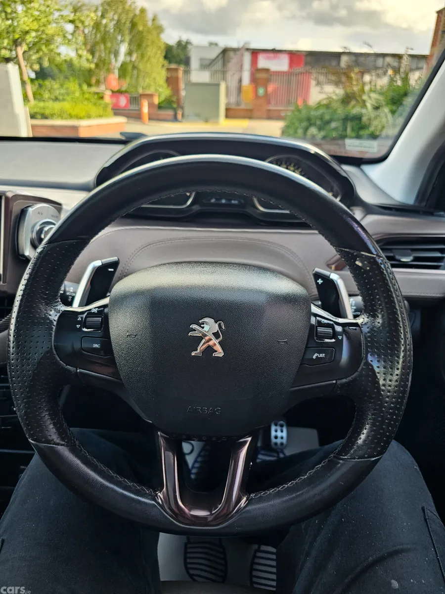 Peugeot 2008 Estate, Petrol, 2014, Grey