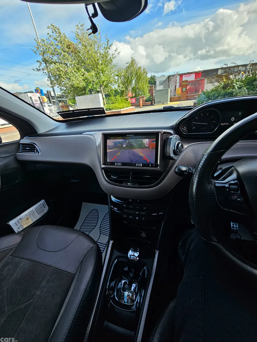 Peugeot 2008 Estate, Petrol, 2014, Grey