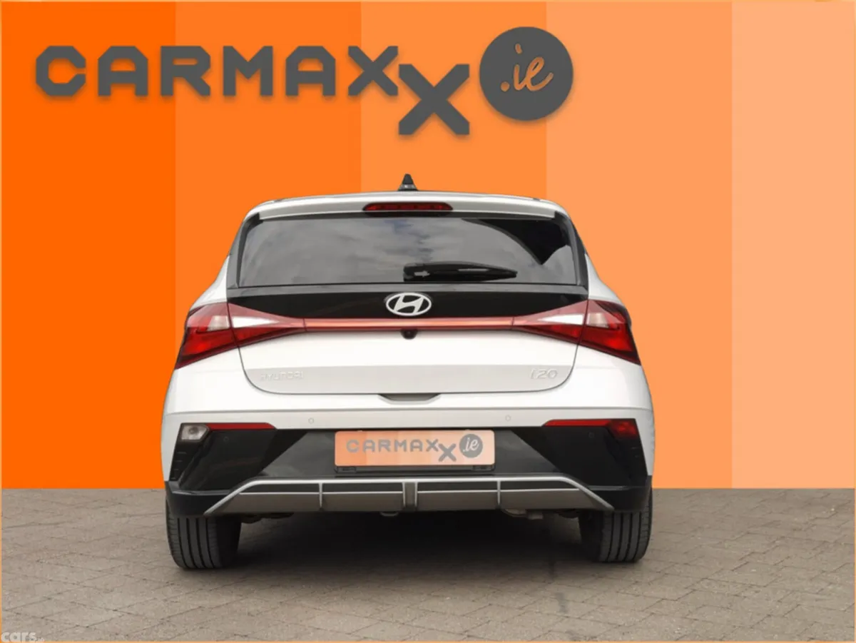 Hyundai i20 Hatchback, Petrol, 2024, Grey