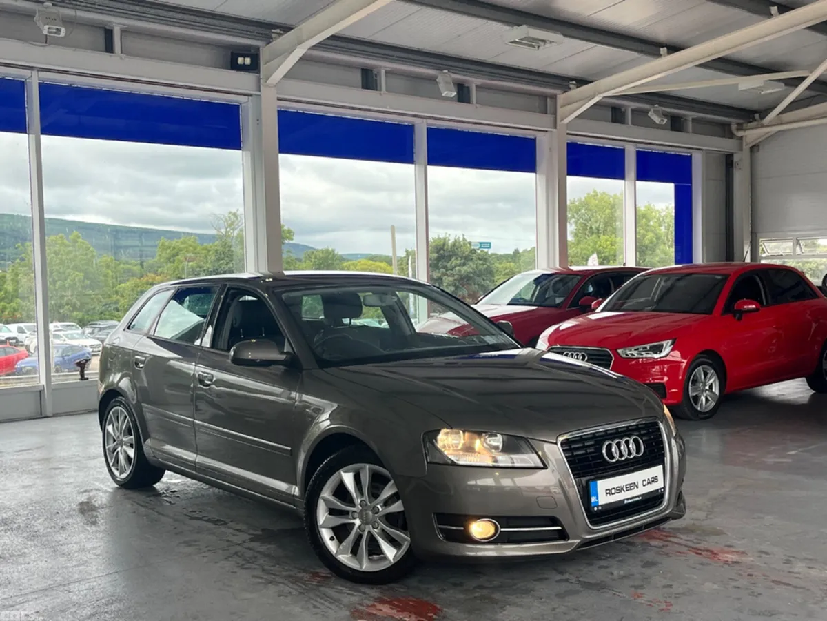 Audi A3 Hatchback, Diesel, 2012, Grey