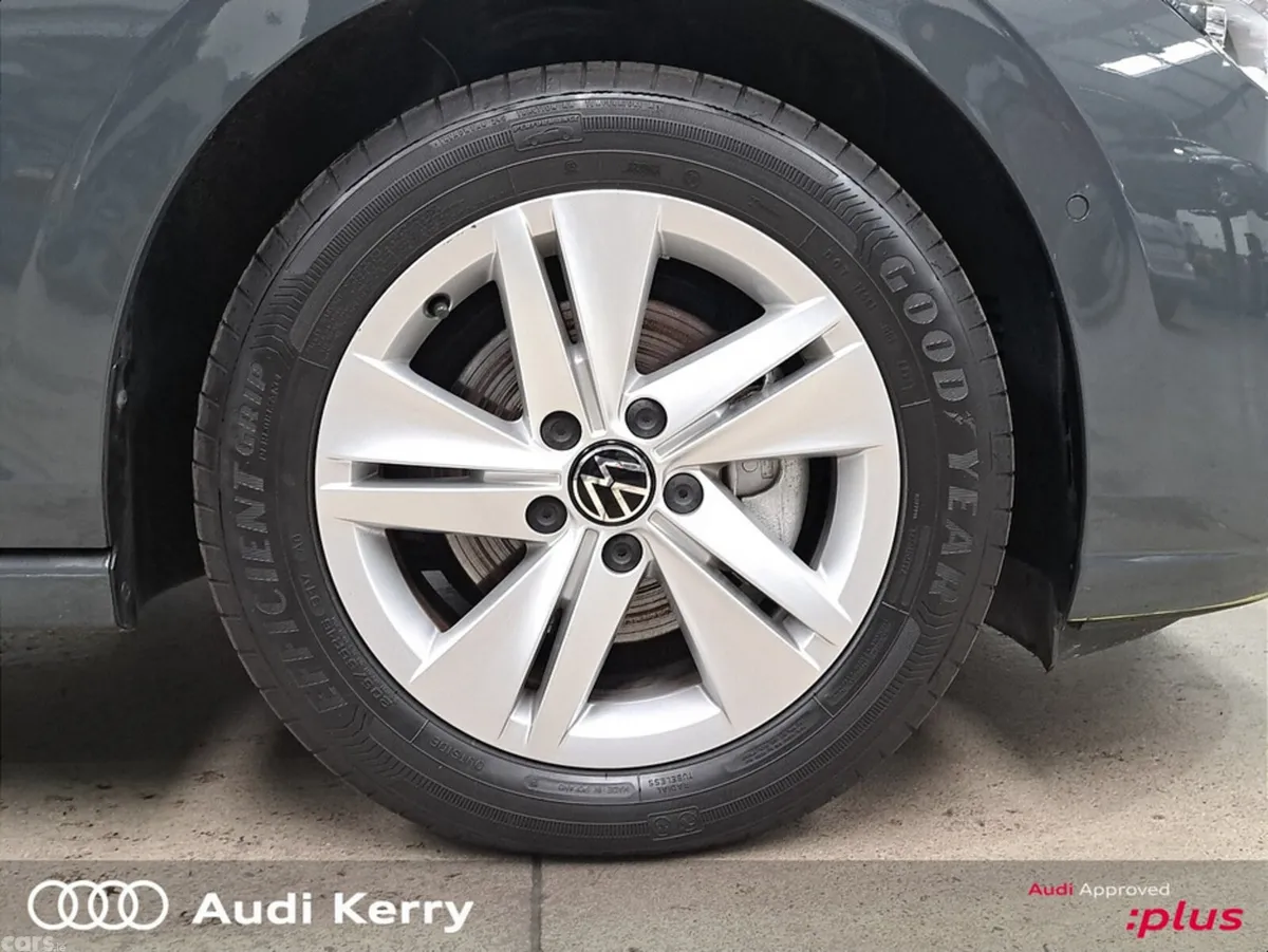 Volkswagen Golf Other, Petrol, 2023, 