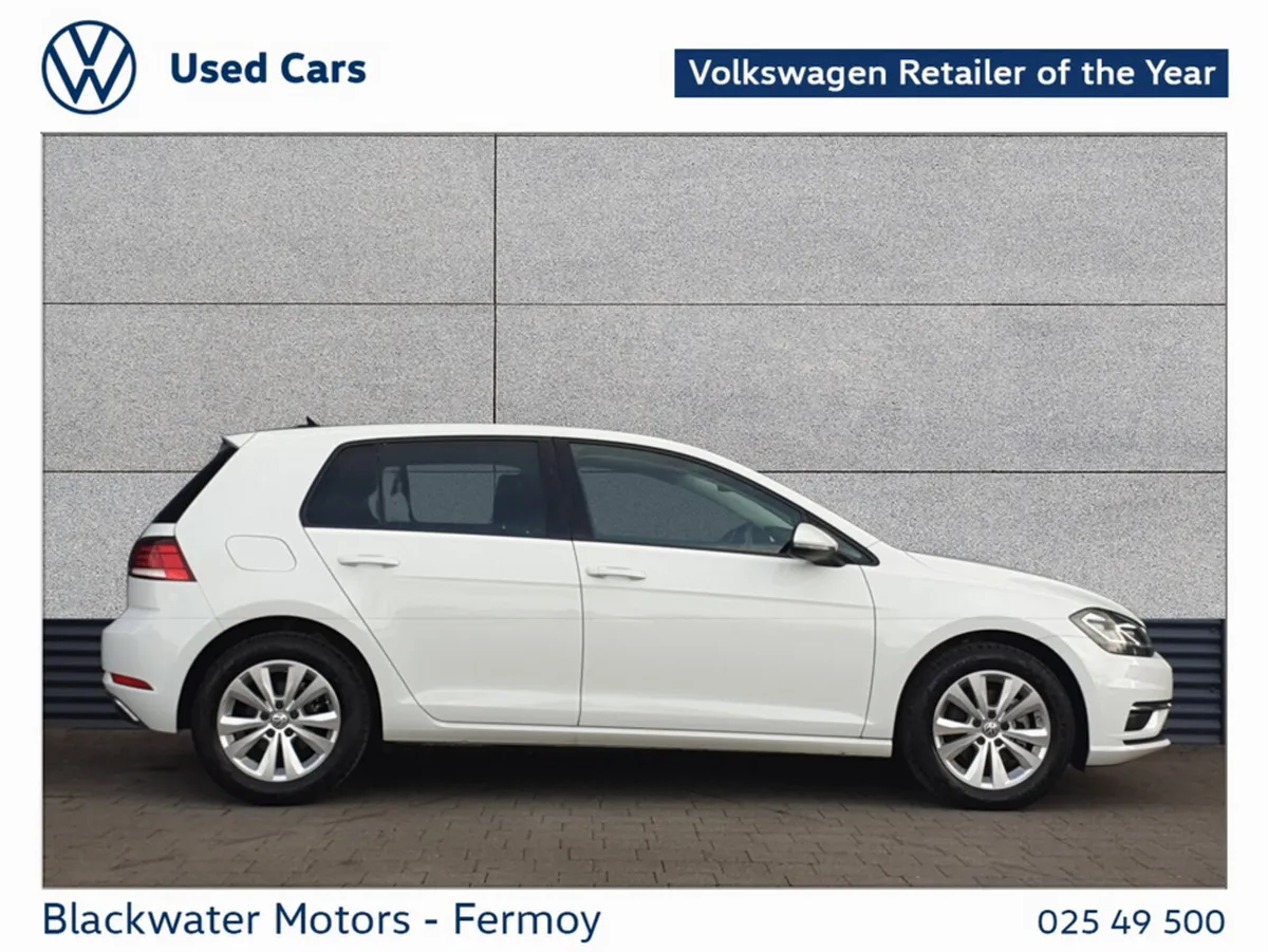 Volkswagen Golf Hatchback, Petrol, 2017, White