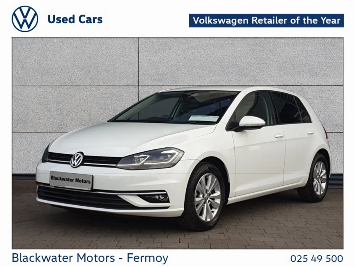 Volkswagen Golf Hatchback, Petrol, 2017, White