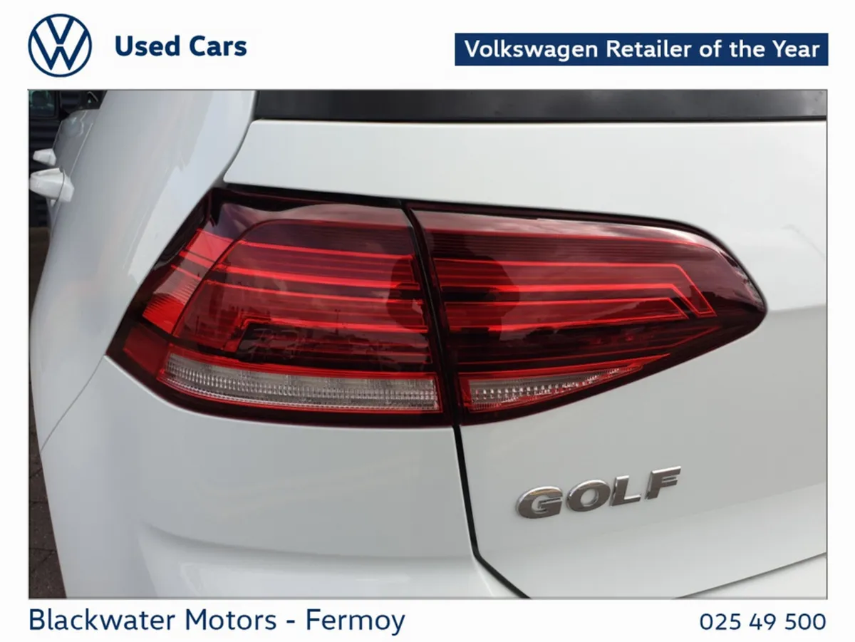Volkswagen Golf Hatchback, Petrol, 2017, White