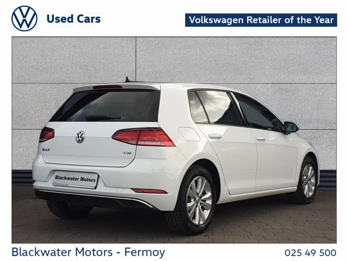 Volkswagen Golf Hatchback, Petrol, 2017, White