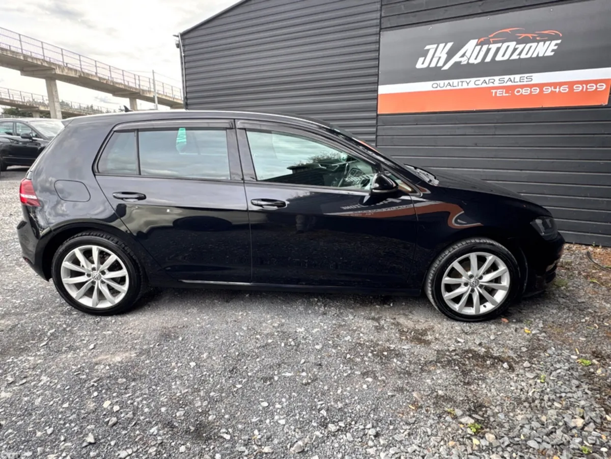 Volkswagen Golf Hatchback, Petrol, 2017, Black
