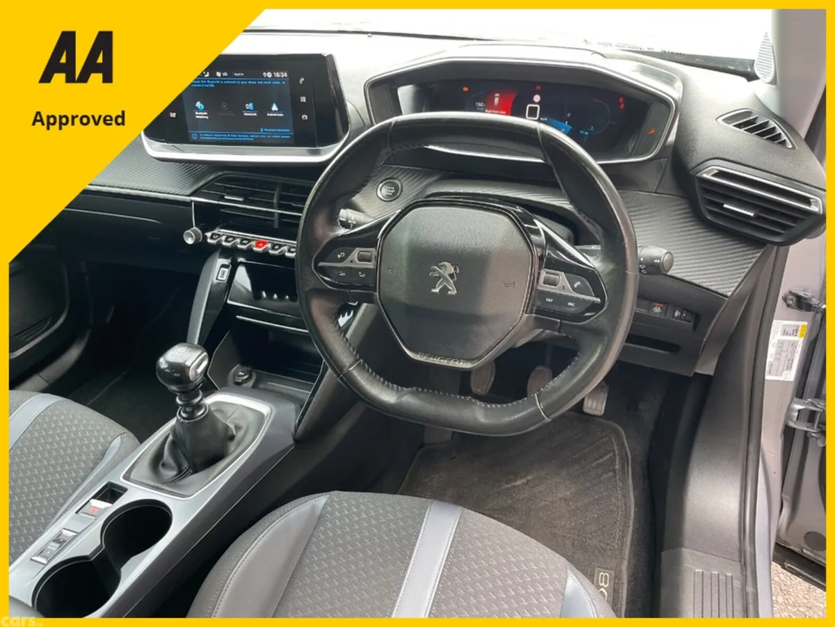 Peugeot 2008 MPV, Petrol, 2020, Grey