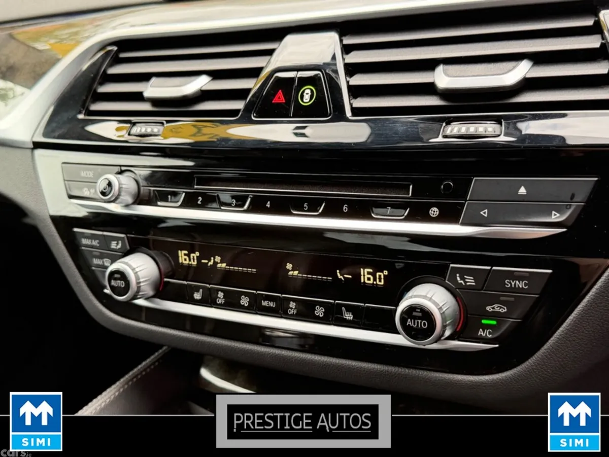 BMW 5-Series Saloon, Petrol Plug-in Hybrid, 2017, Black