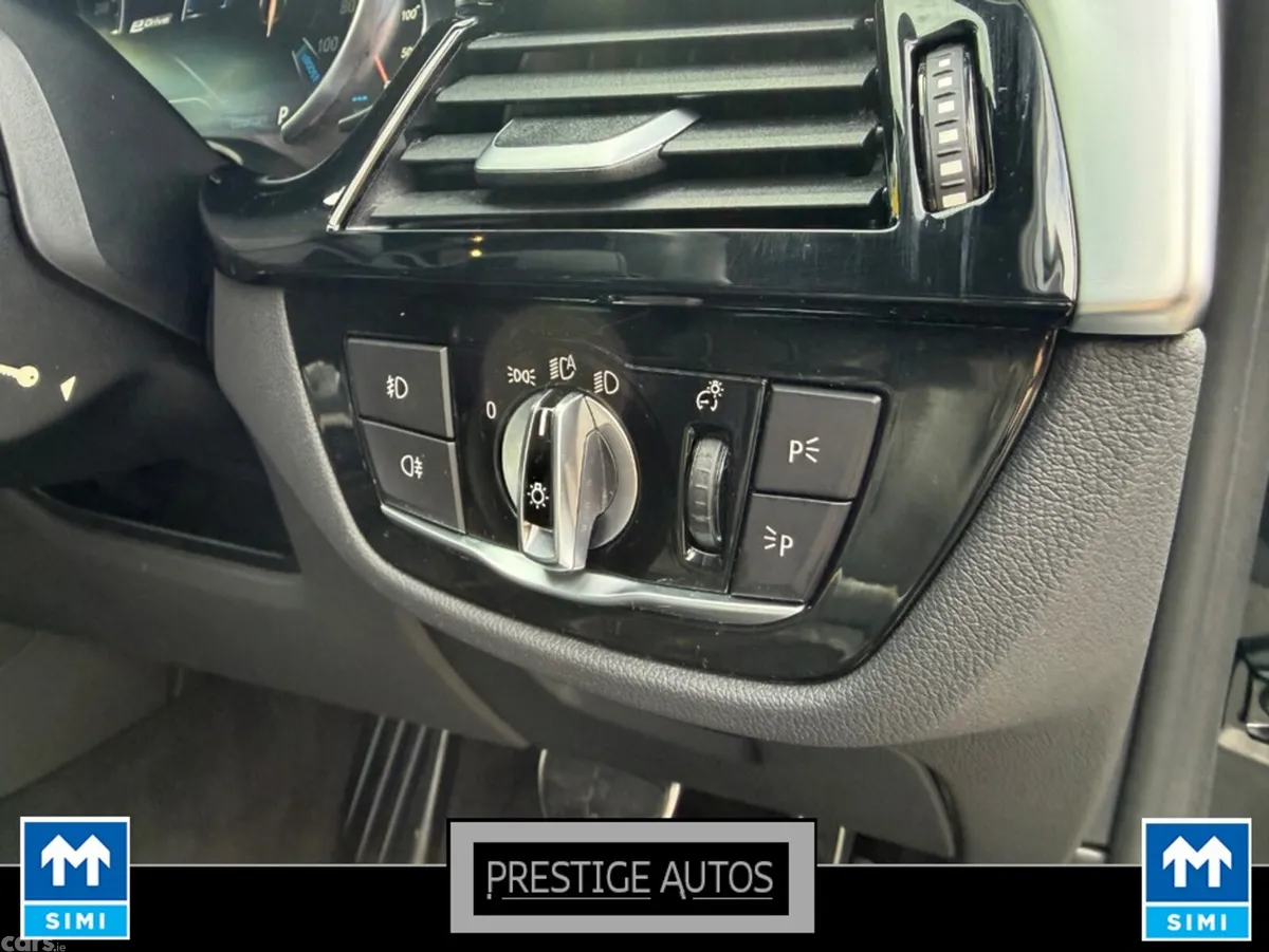 BMW 5-Series Saloon, Petrol Plug-in Hybrid, 2017, Black