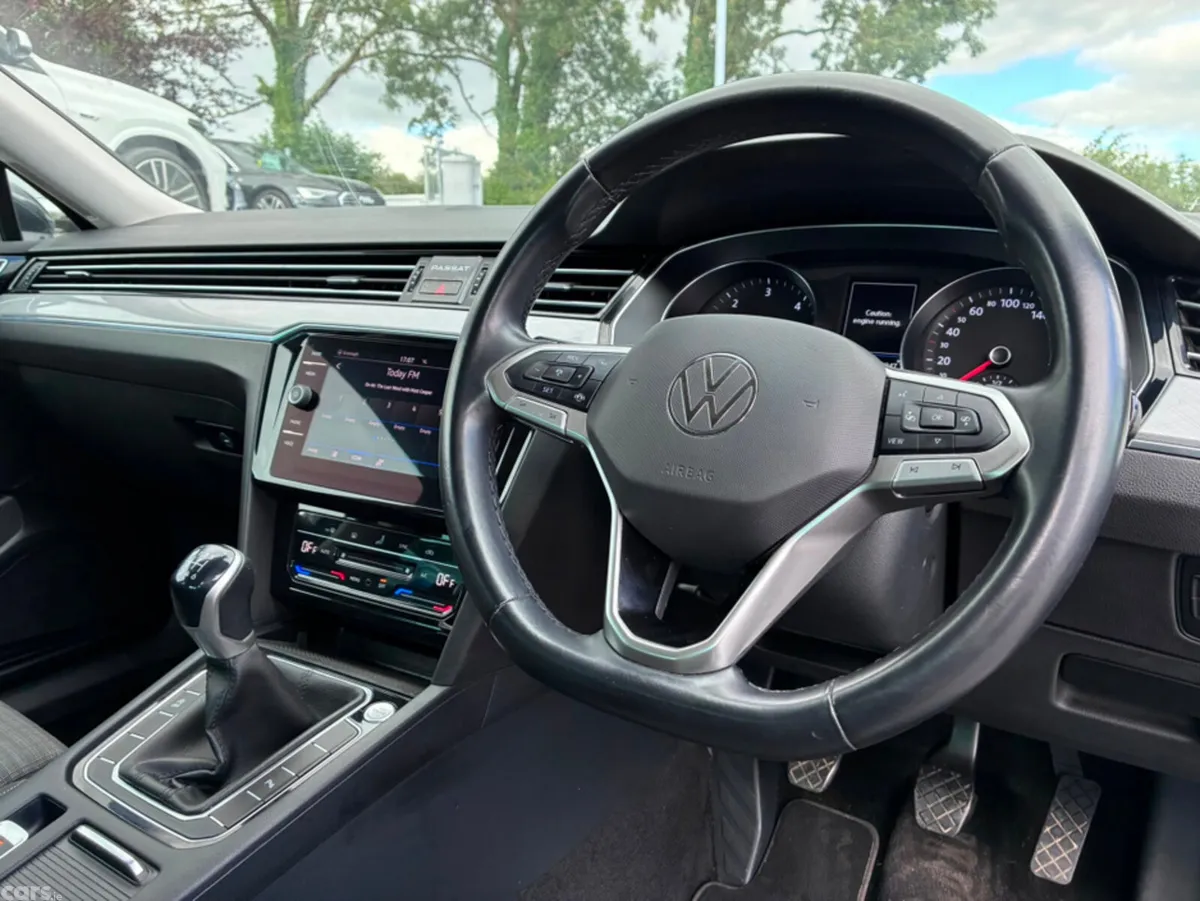 Volkswagen Passat Saloon, Diesel, 2022, Grey