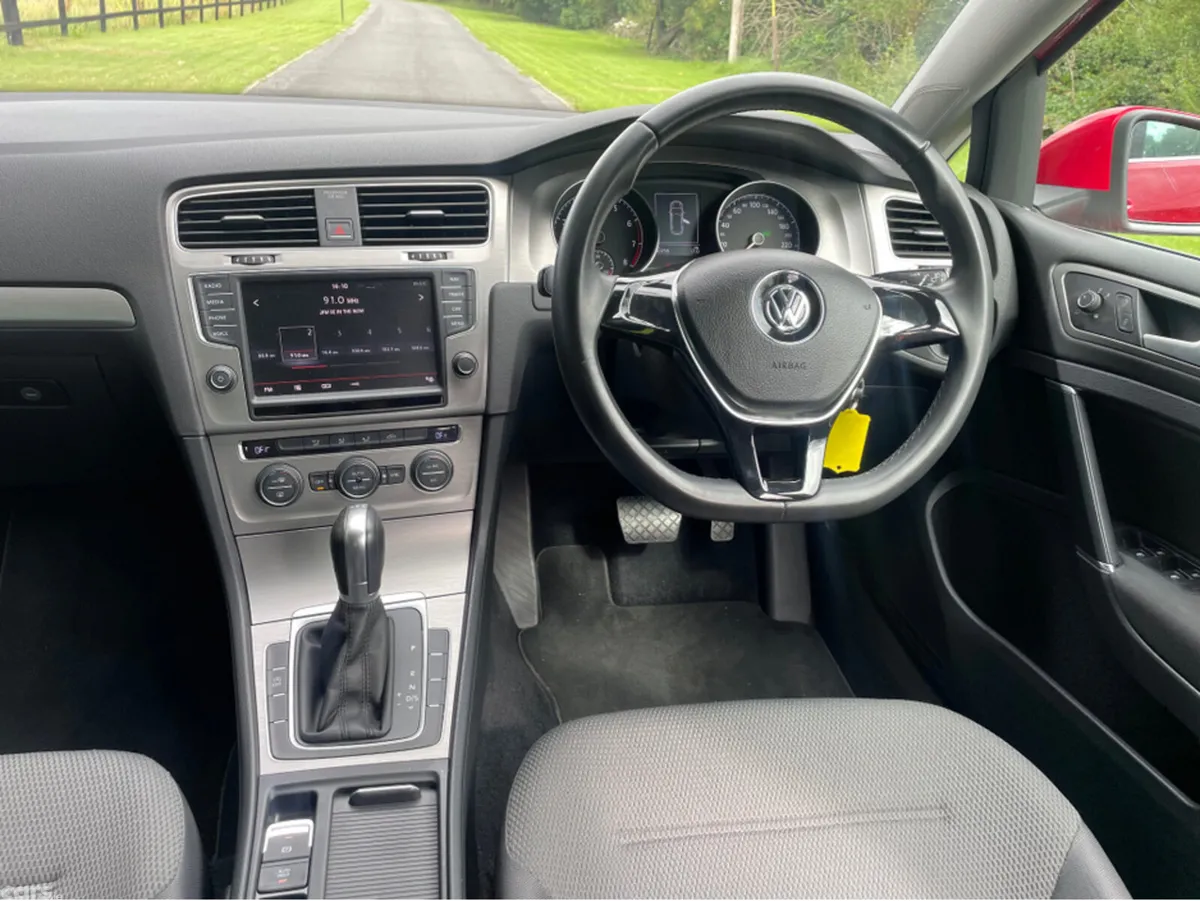 Volkswagen Golf Estate, Petrol, 2015, Red