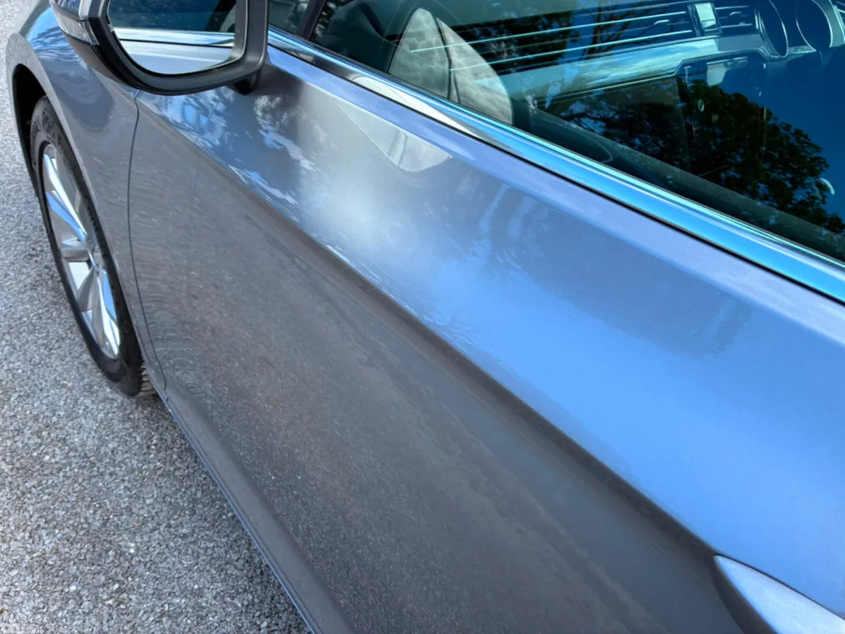 Volkswagen Passat Saloon, Diesel, 2022, Grey