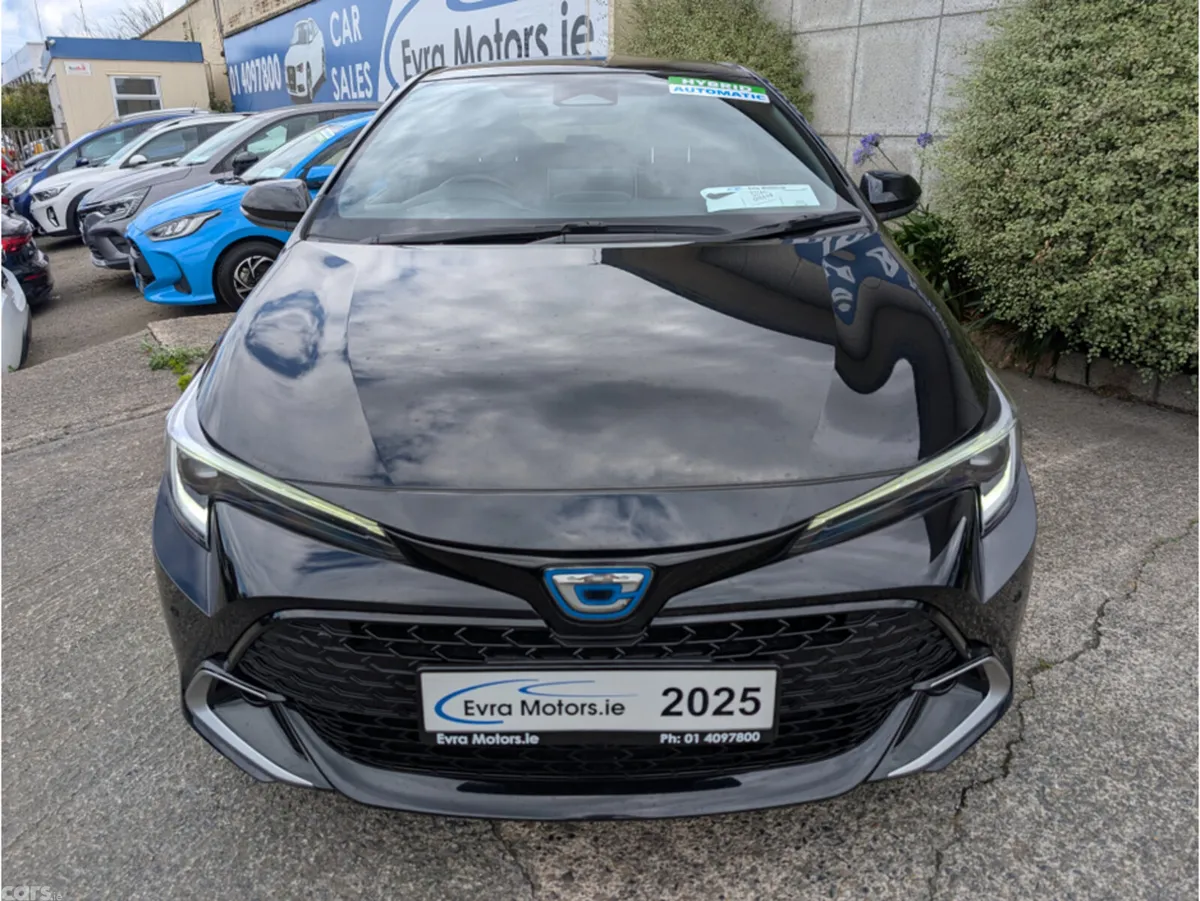 Toyota Corolla Hatchback, Petrol Hybrid, 2025, Black