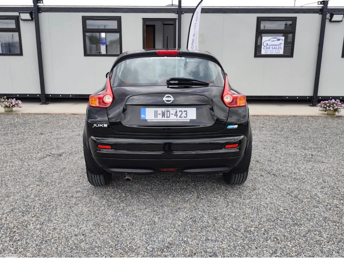 Nissan Juke Hatchback, Diesel, 2011, Black
