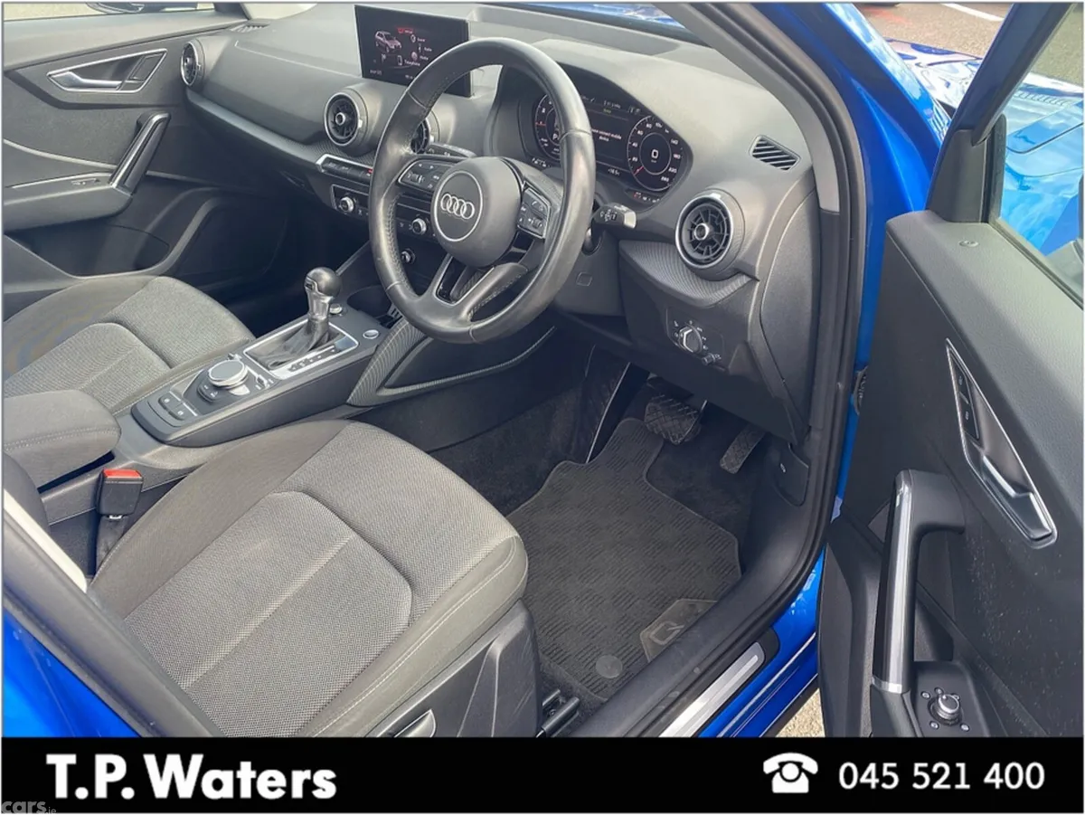 Audi Q2 Hatchback, Petrol, 2020, Blue