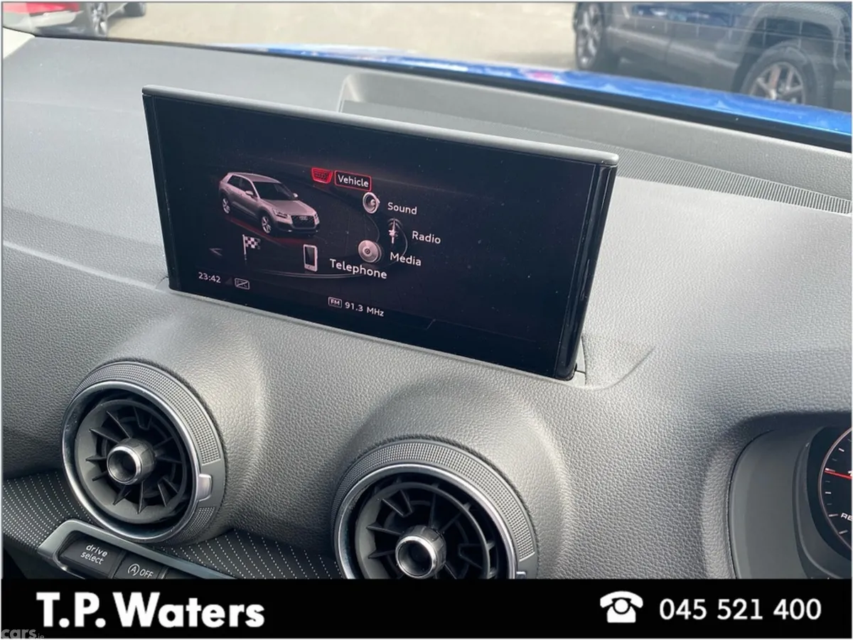 Audi Q2 Hatchback, Petrol, 2020, Blue