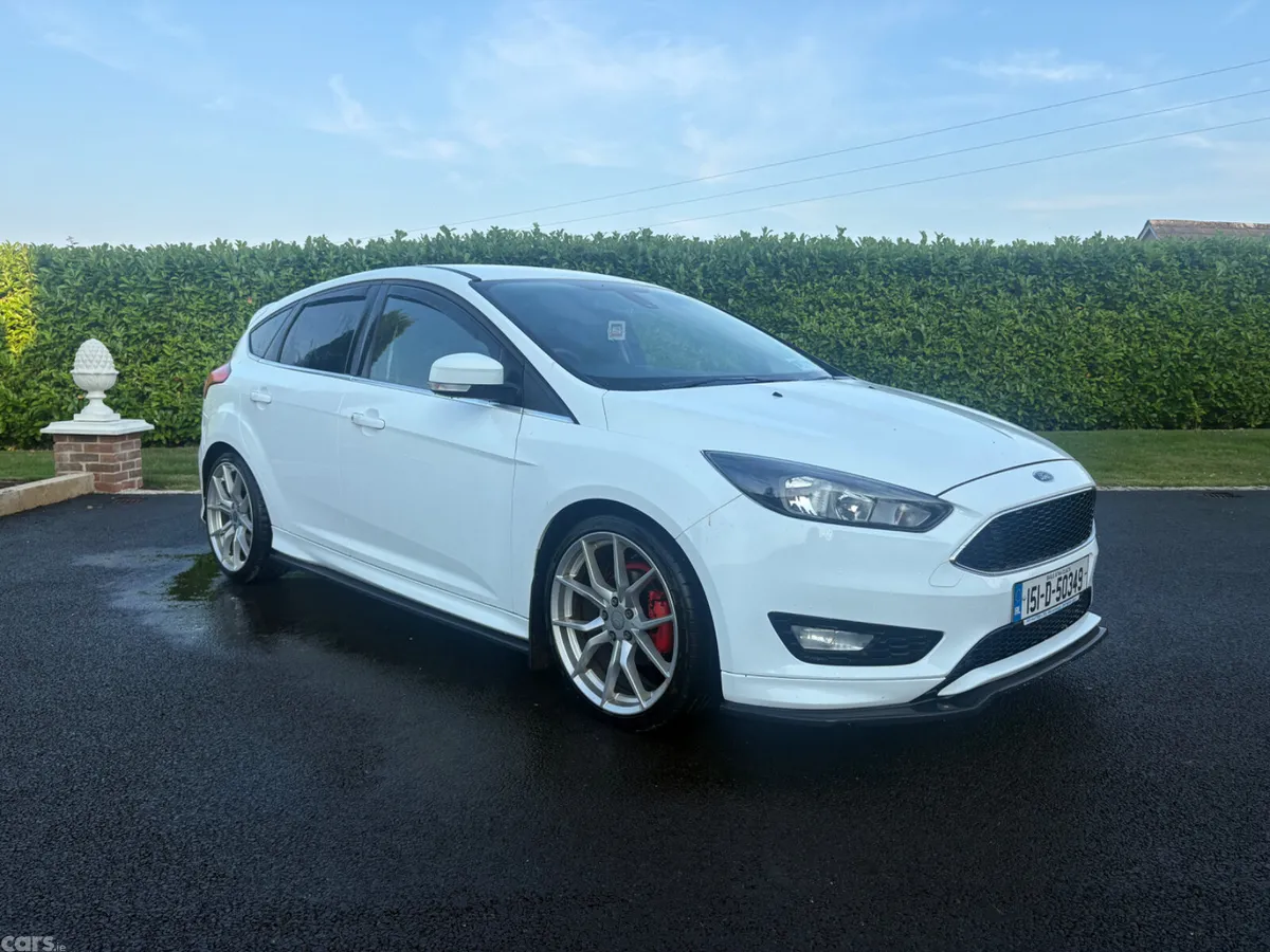 Ford Focus Hatchback, Diesel, 2015, White