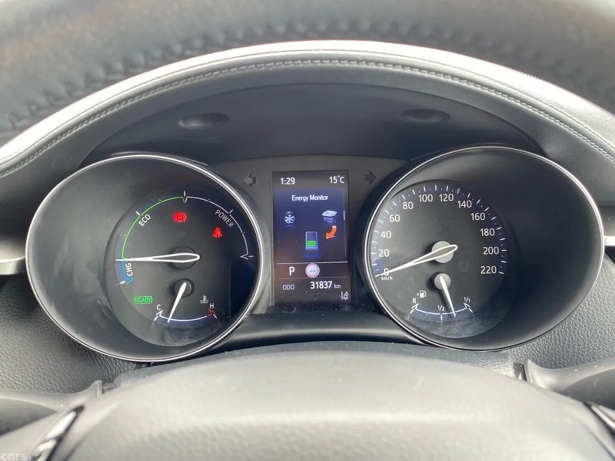 Toyota C-HR SUV, Petrol Hybrid, 2023, Grey