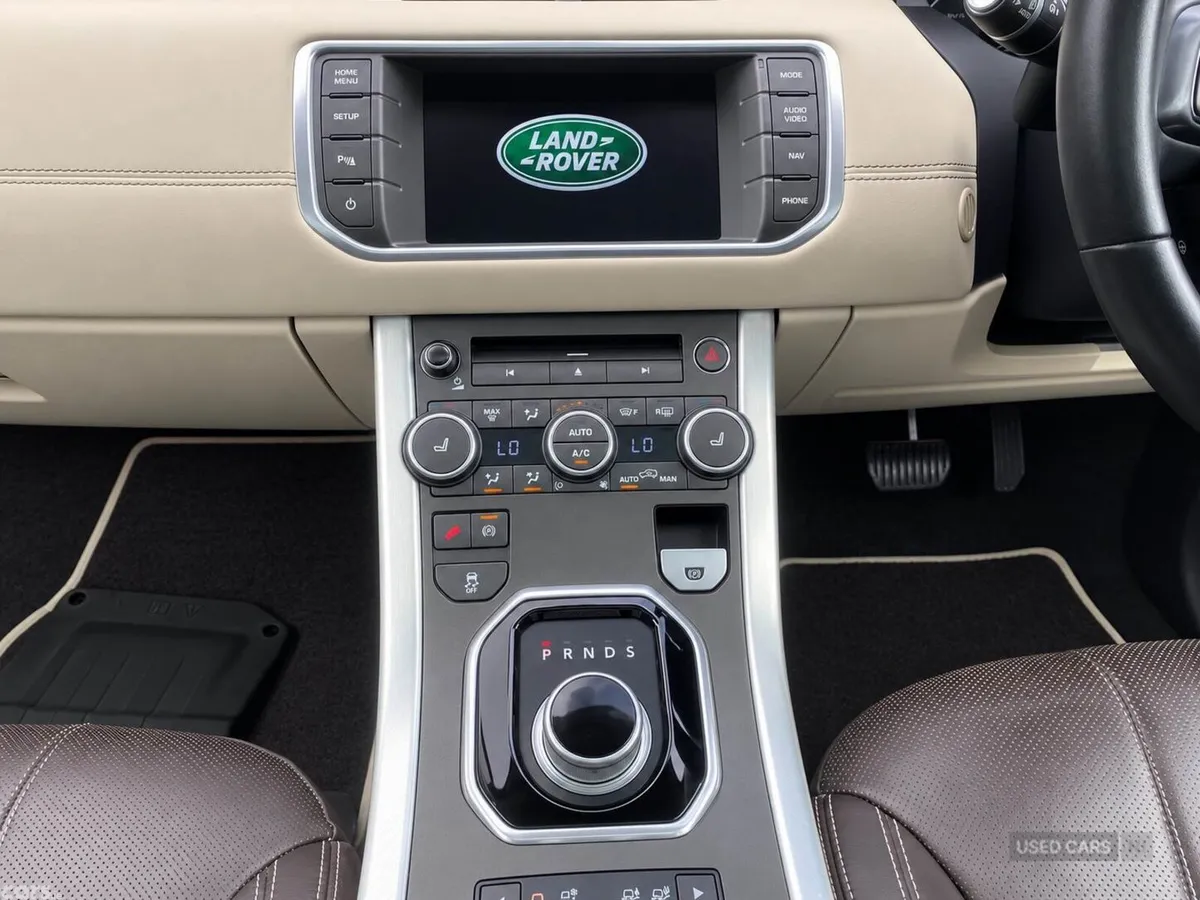 Land Rover Range Rover Evoque , Petrol, 2014, White