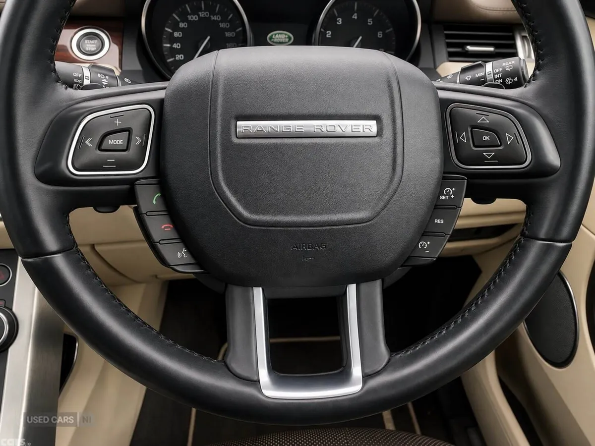 Land Rover Range Rover Evoque , Petrol, 2014, White