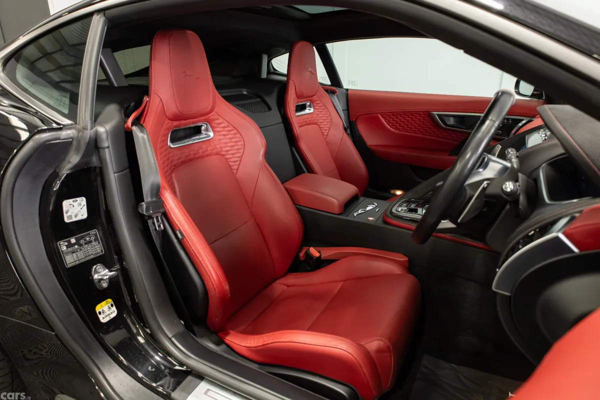 Jaguar F-Type Coupe, Petrol, 2021, Black