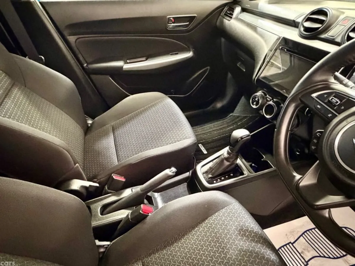 Suzuki Swift Hatchback, Petrol Hybrid, 2017, Blue