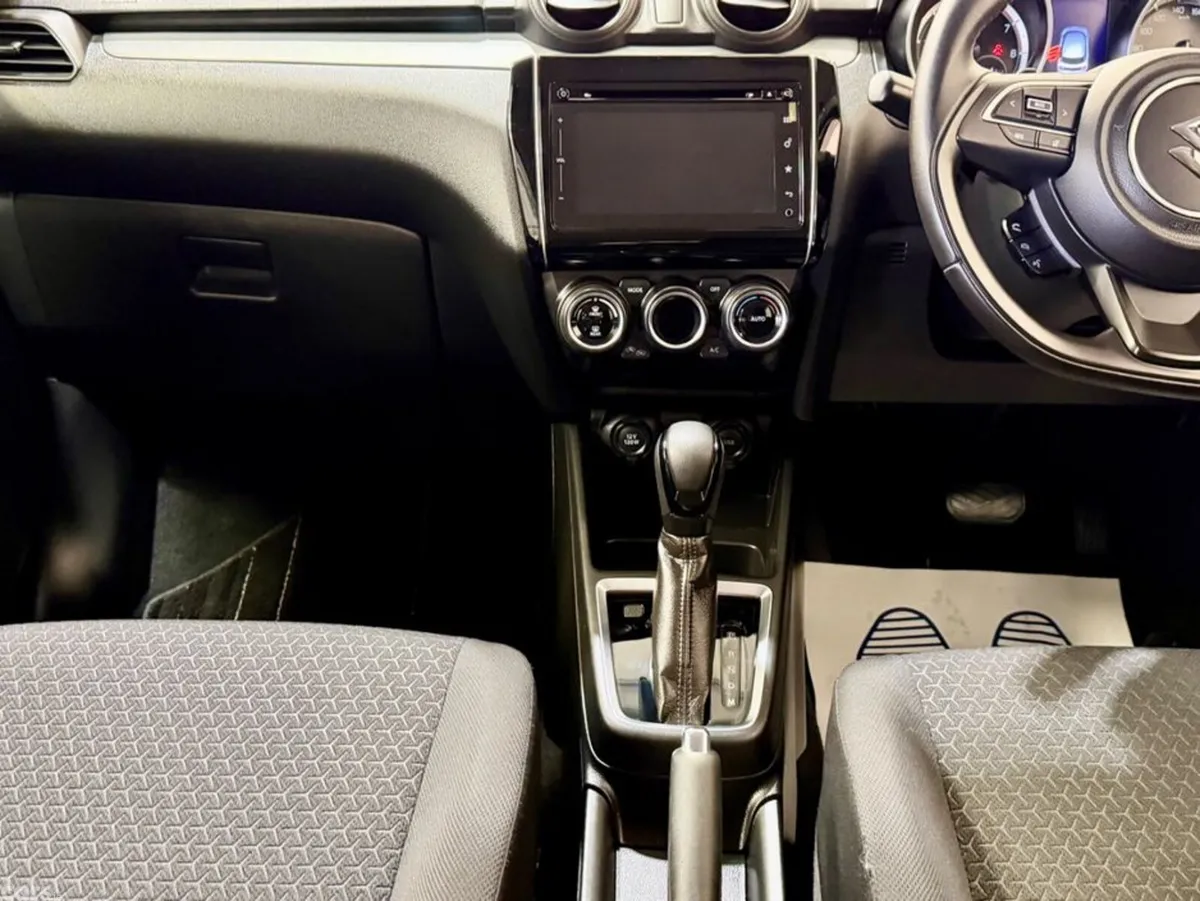Suzuki Swift Hatchback, Petrol Hybrid, 2017, Blue