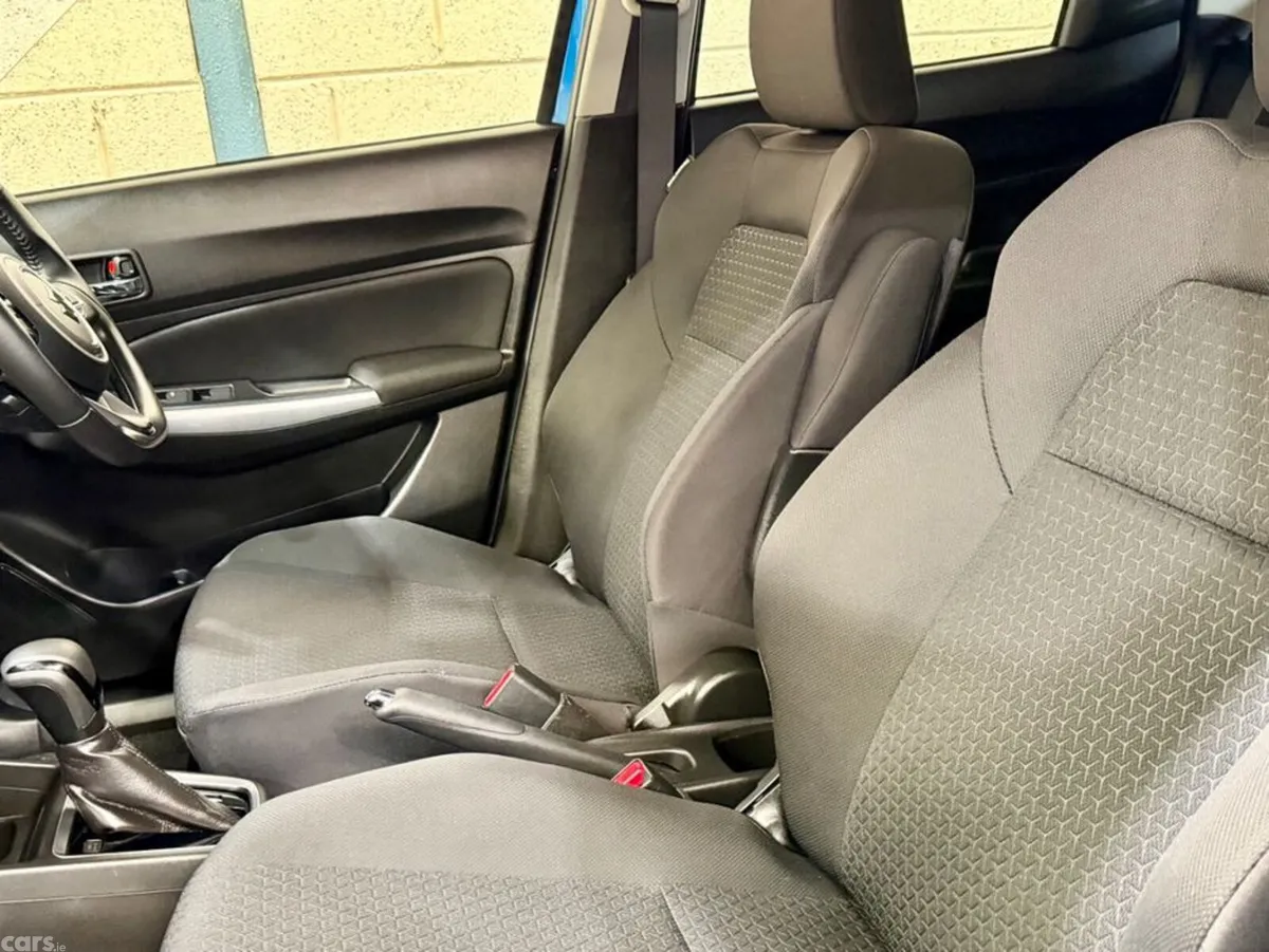 Suzuki Swift Hatchback, Petrol Hybrid, 2017, Blue