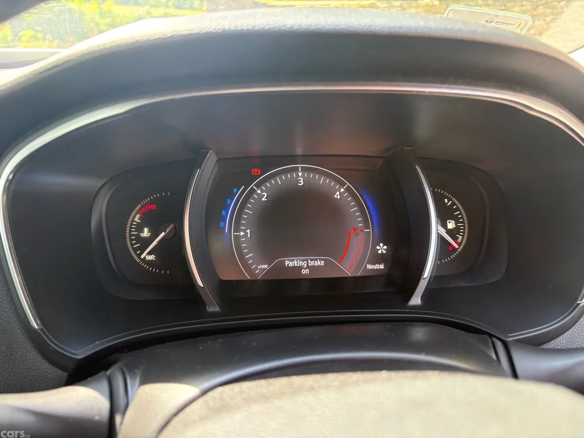 Renault Megane Saloon, Diesel, 2017, White