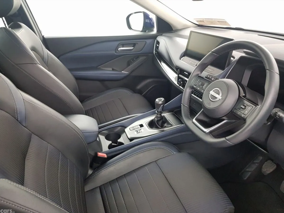 Nissan Qashqai MPV, Petrol, 2024, Blue