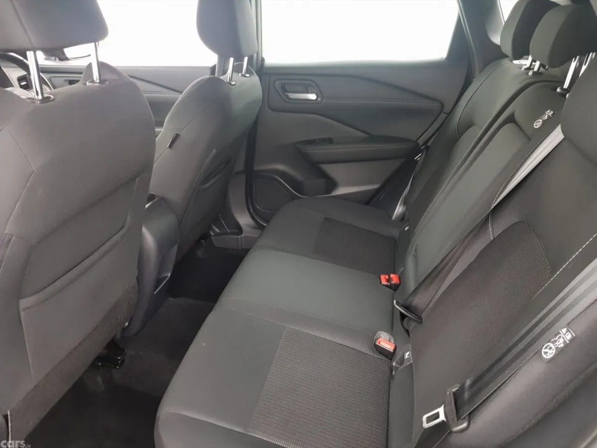 Nissan Qashqai MPV, Petrol, 2023, Black