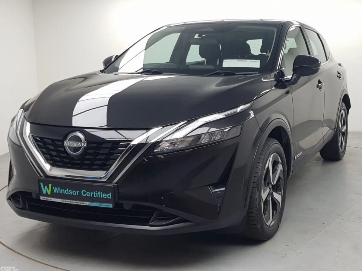 Nissan Qashqai MPV, Petrol, 2023, Black