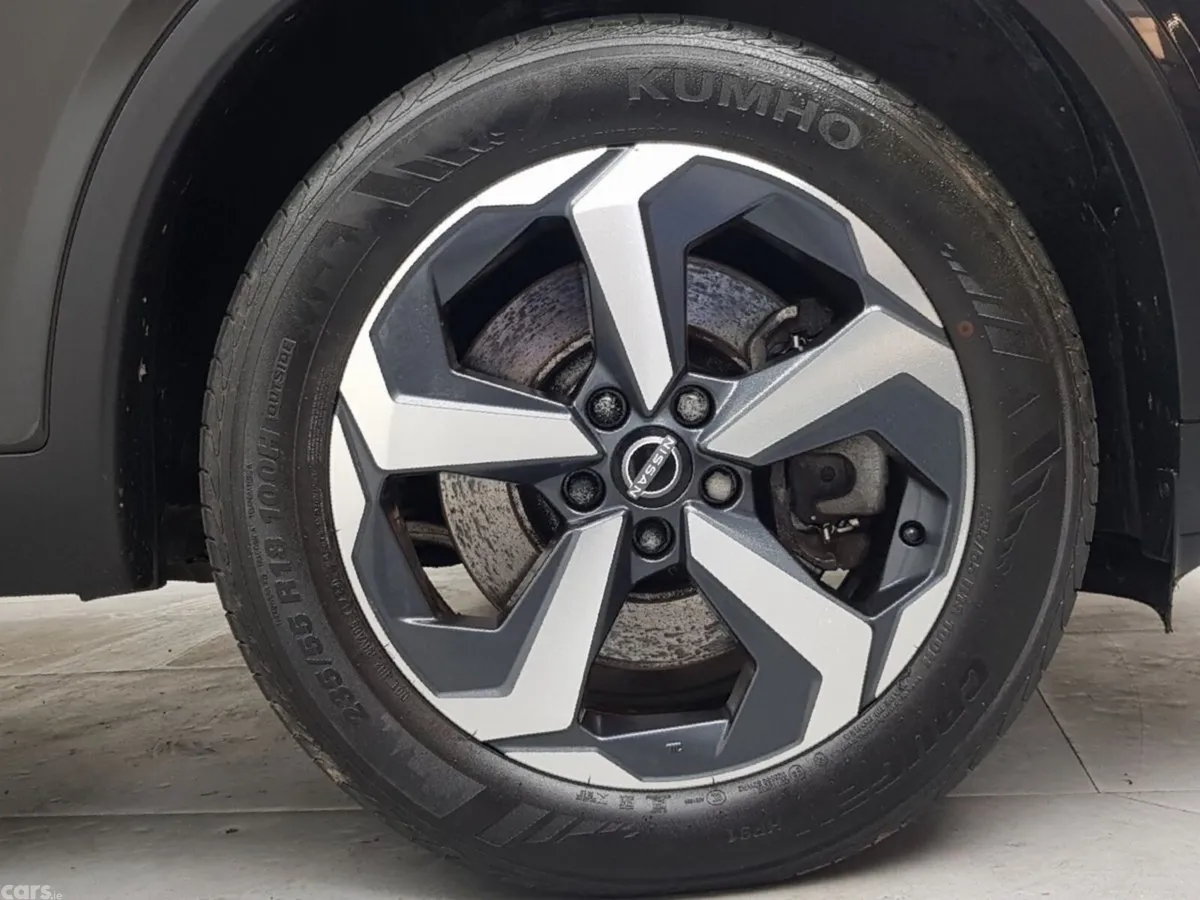 Nissan Qashqai MPV, Petrol, 2023, Black