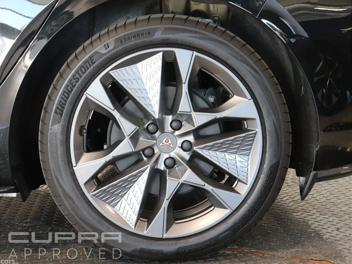 Cupra Born Estate, Electric, 2026, Black