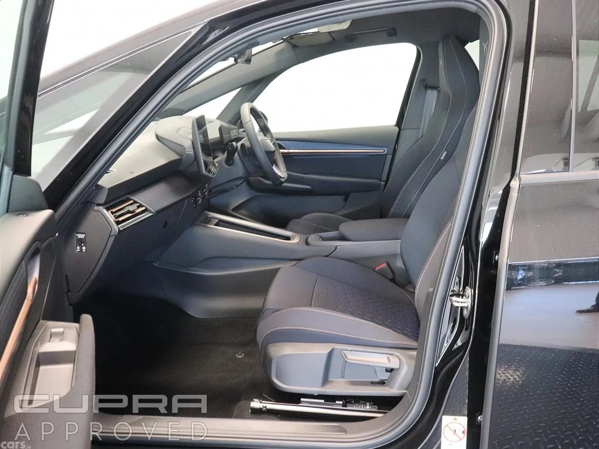 Cupra Born Estate, Electric, 2026, Black