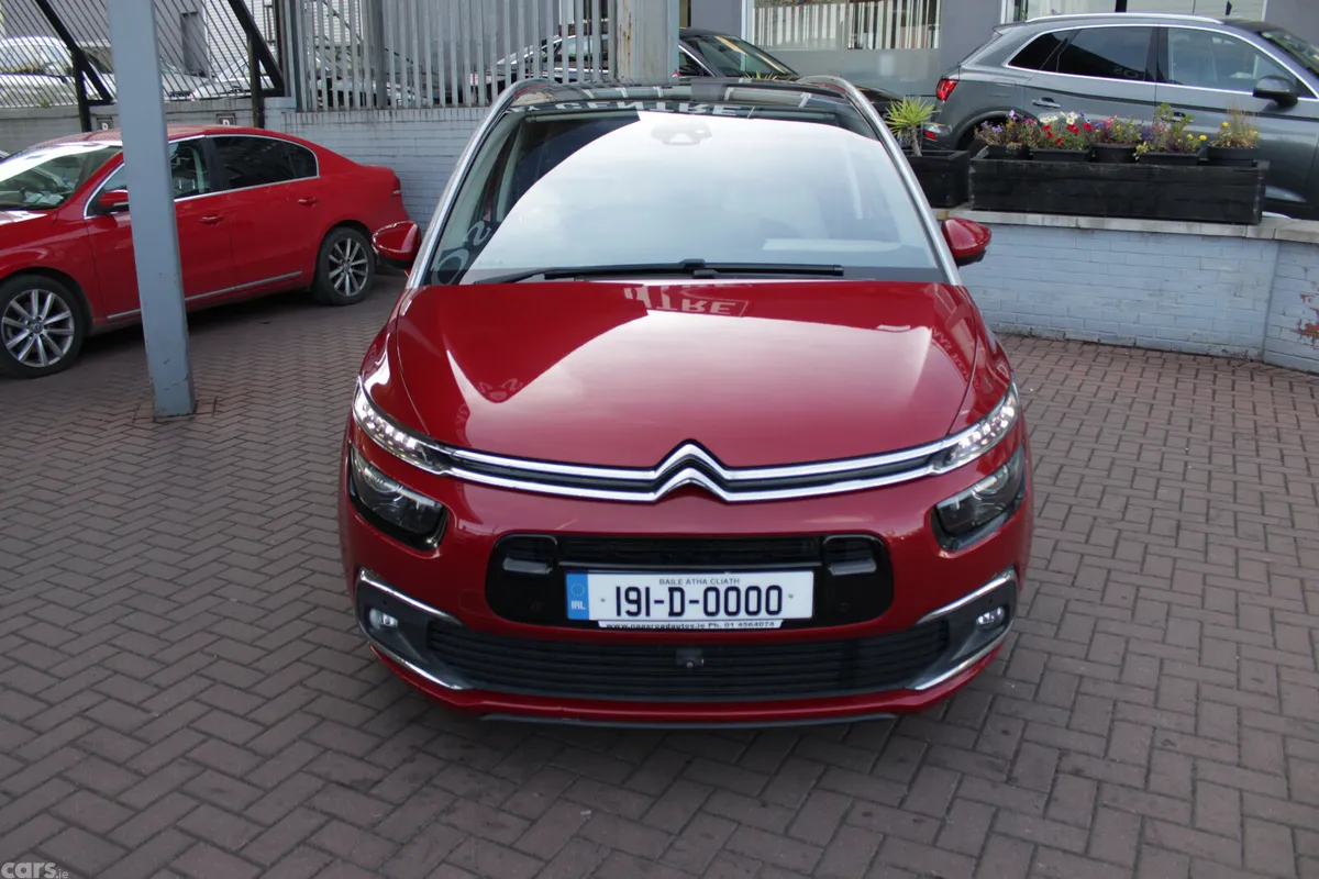 Citroen C4 Spacetourer MPV, Diesel, 2019, Red
