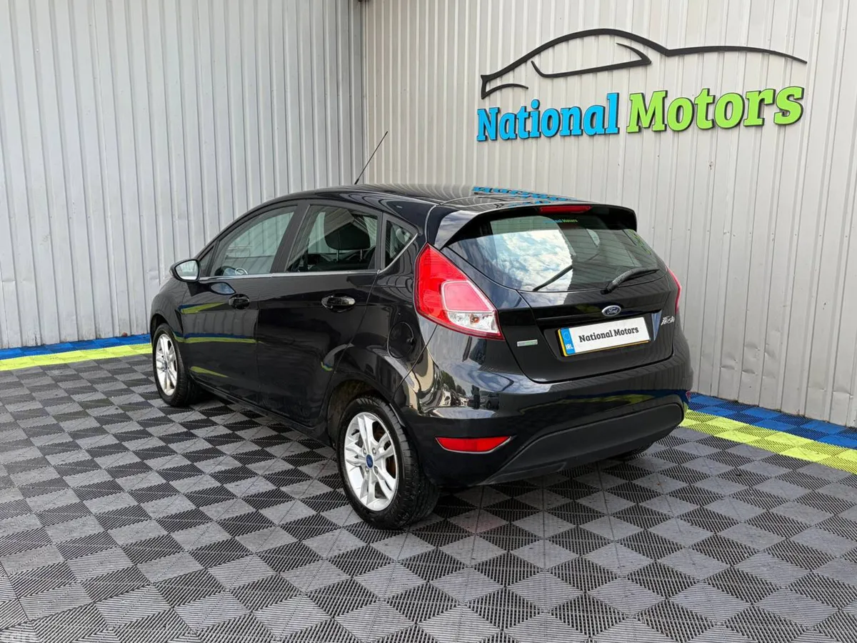 Ford Fiesta Hatchback, Petrol, 2015, Black