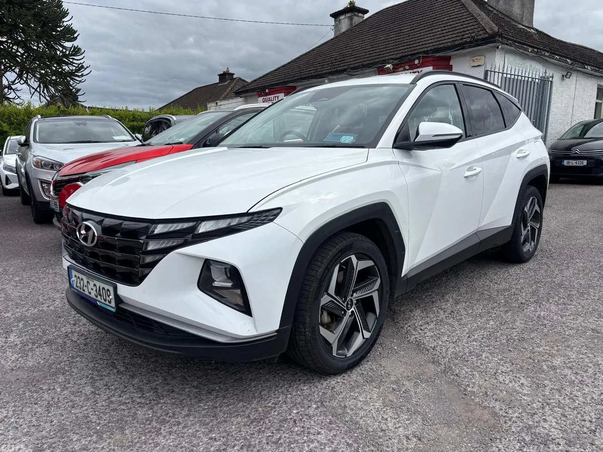 Hyundai Tucson SUV, Petrol Plug-in Hybrid, 2023, White