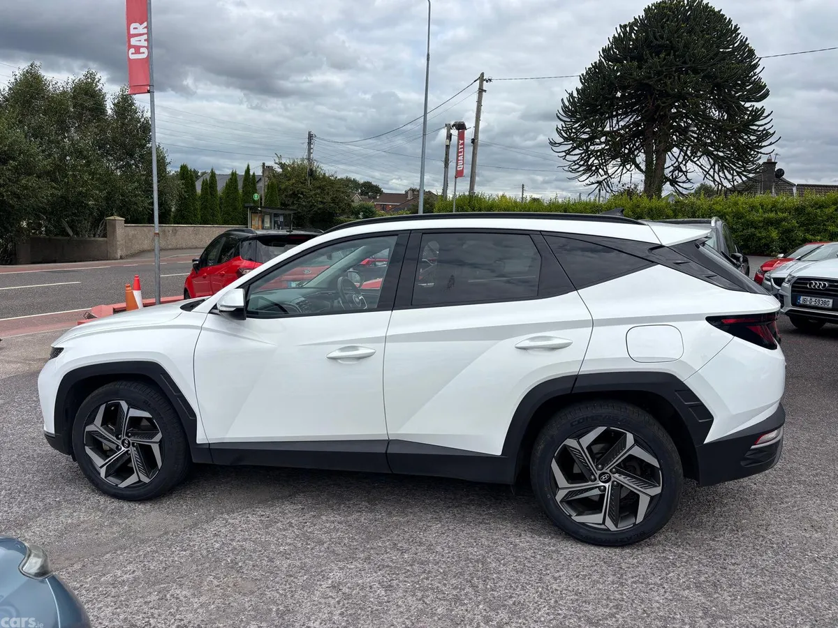 Hyundai Tucson SUV, Petrol Plug-in Hybrid, 2023, White